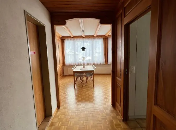 Dorfzentrum Appartement Disentis